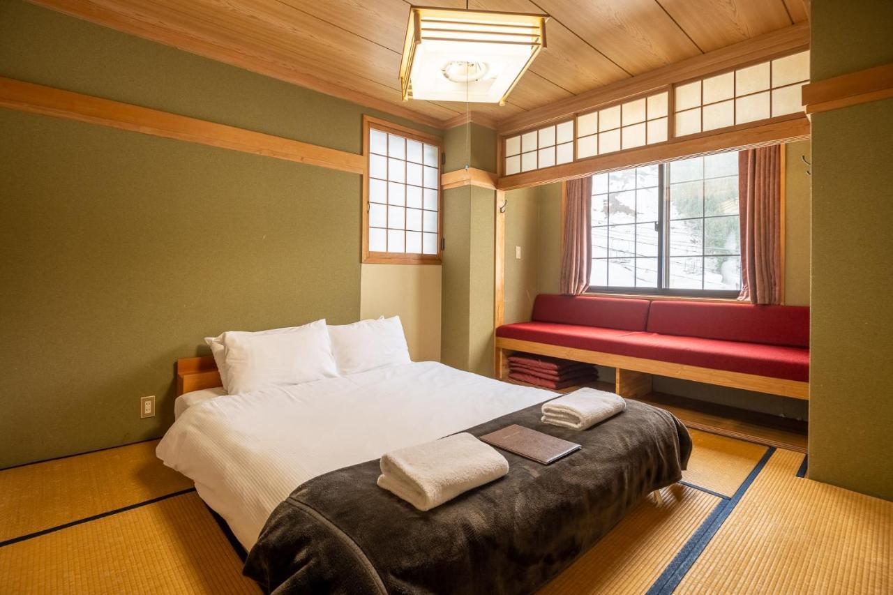 The Schneider Hotel Nozawaonsen Buitenkant foto