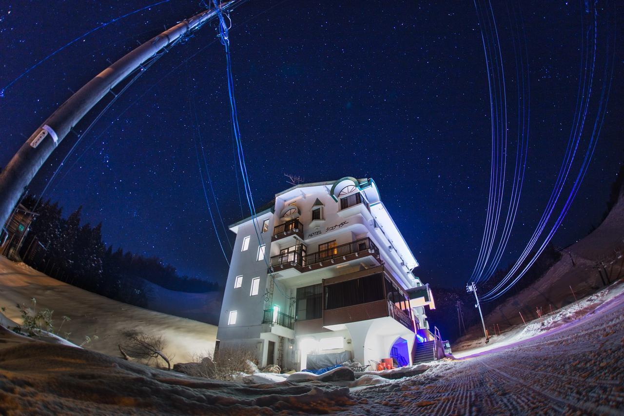 The Schneider Hotel Nozawaonsen Buitenkant foto